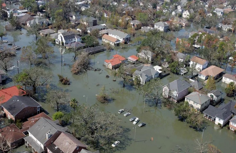 Hurricane-Katrina-in-New-Orleans-August-2005