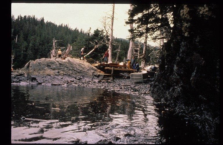 alaska-oil-spill-tanker-exxon-valdez-march-1989-2