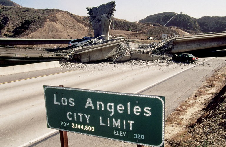 northridge-california-earthquake-january-1994-1